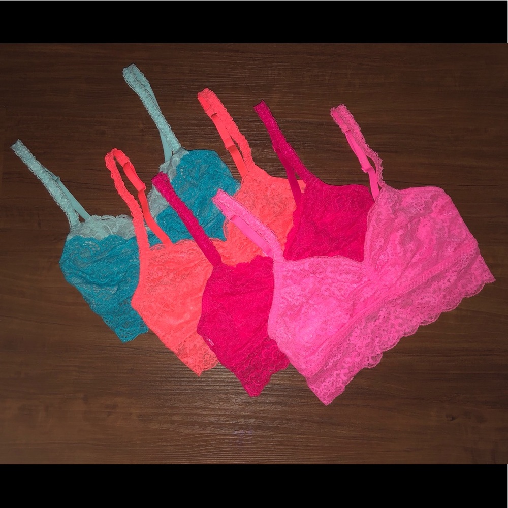 ✖️ SOLD ✖️ NWOT  - 4 Victoria’s Secret Pink Bralettes - size XS
